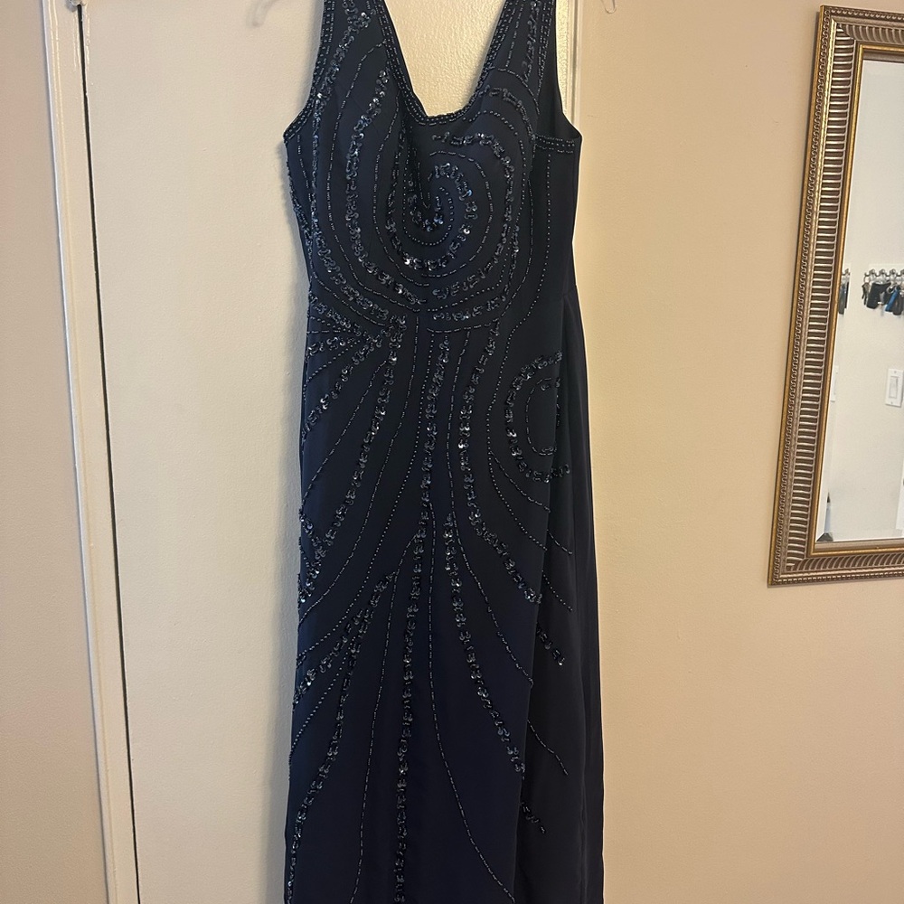 Elegant Navy Blue Evening Gown